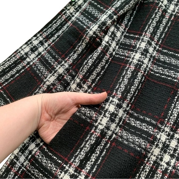 Tahari ASL Levine Plaid Check Fringe Velvet Trim Long Jacket Black White Size 10 - Picture 4 of 9